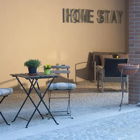 Angolo Divino Πανσιόν Άλμπα