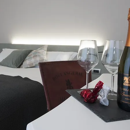 Angolo Divino Πανσιόν